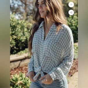 Women's Blue Checkered Top